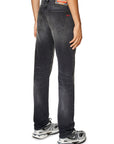 Diesel 2019 D-Strukt Jean | 2002 Washed Black