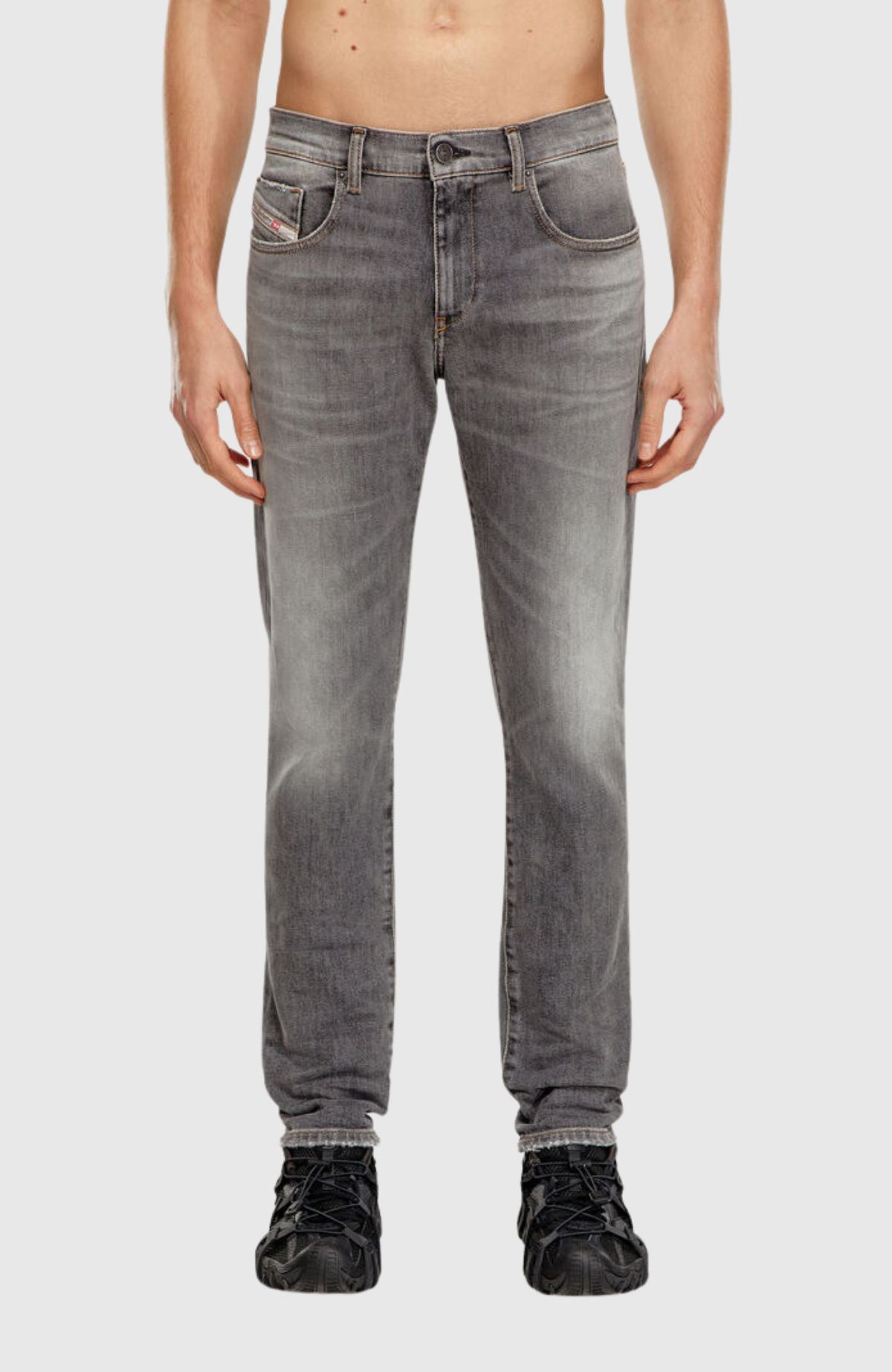 Diesel 2019 D-Strukt Jean | 09H44 Charcoal – LIFE FOR MEN DIESEL 