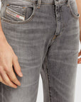Diesel 2019 D-Strukt Jean | 09H44 Charcoal