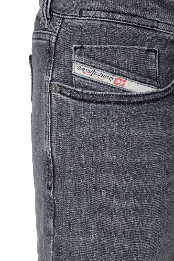 Diesel 1979 Sleenker Jean | GryWash