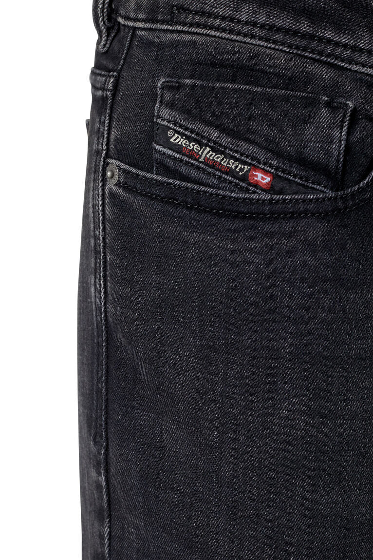 Diesel 1979 Sleenker Jean | Black Wash