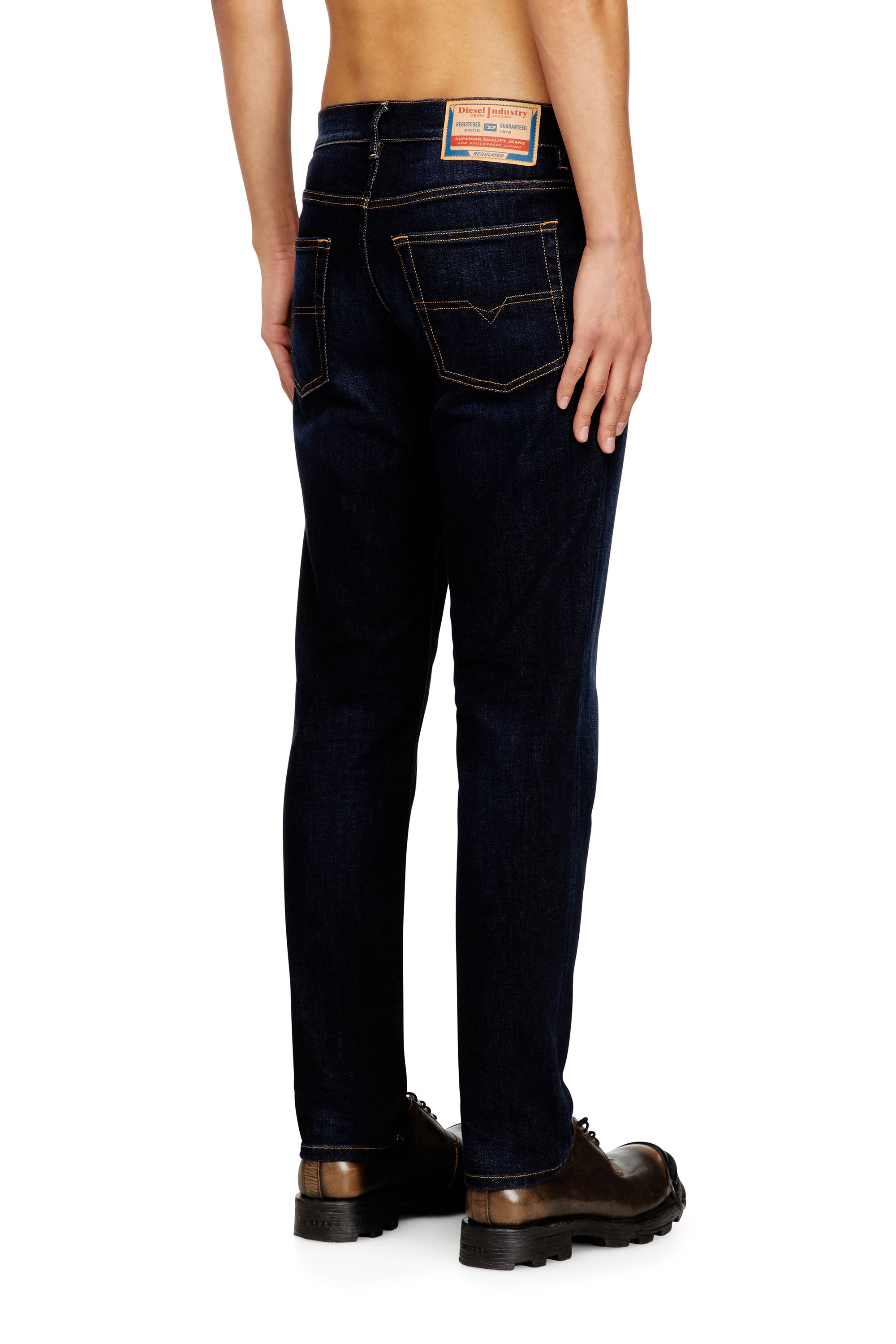 Diesel D-Finitive Zs01 Jean | Almost Indigo